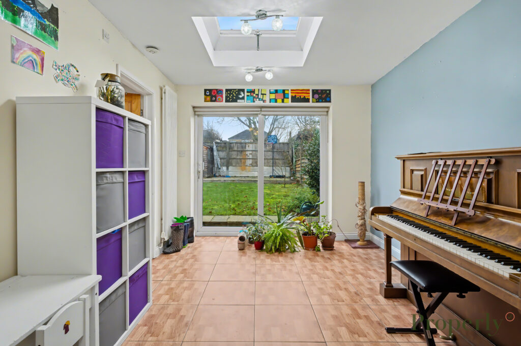 Shaftesbury Road, London, E4