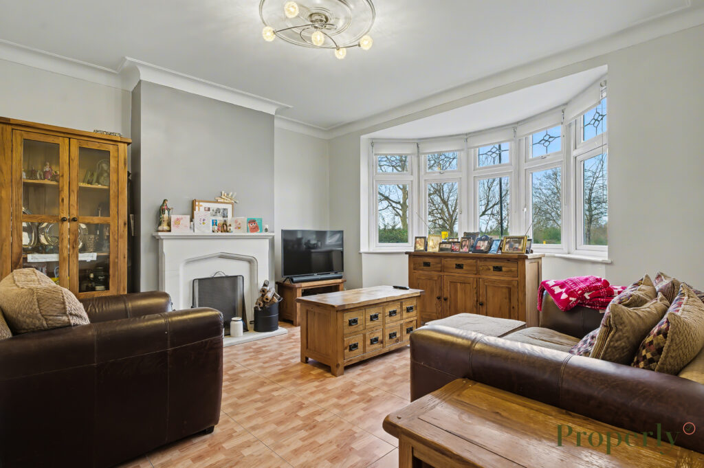 Shaftesbury Road, London, E4