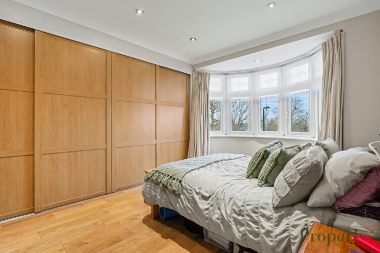 Shaftesbury Road, London, E4