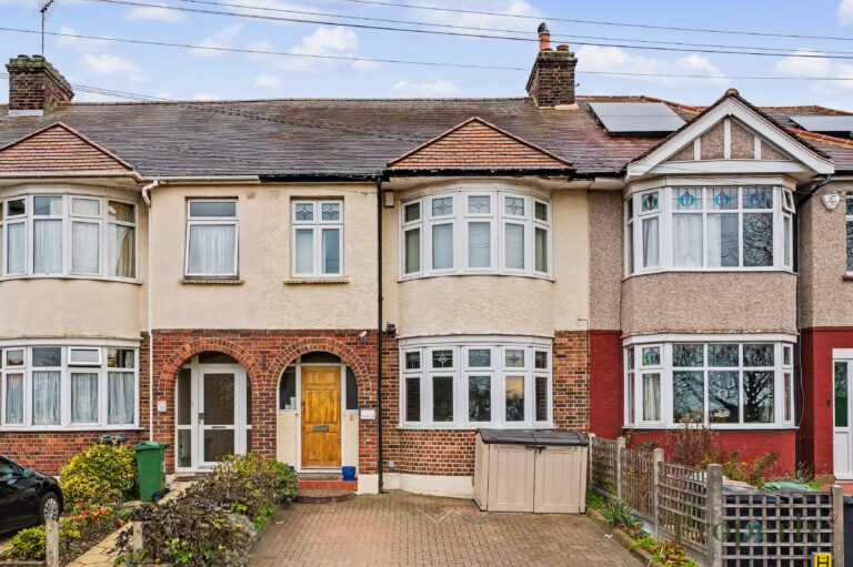 Shaftesbury Road, London, E4